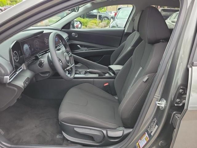 2024 Hyundai ELANTRA SEL IVT