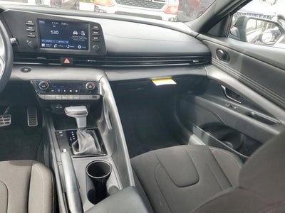 2025 Hyundai ELANTRA SEL Sport IVT