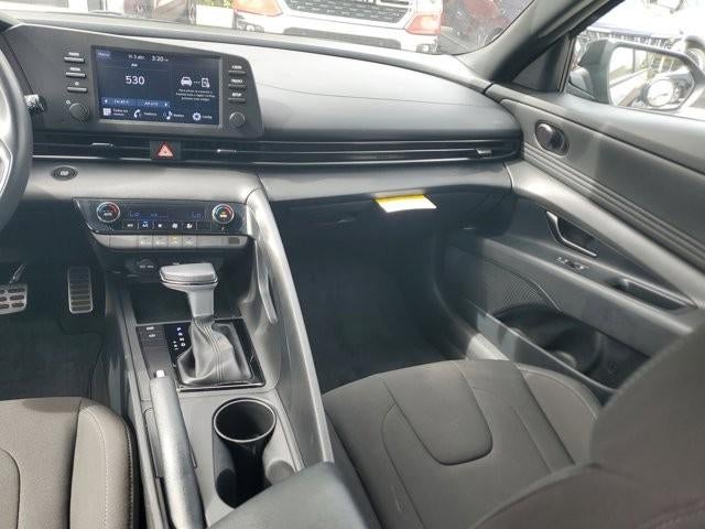 2025 Hyundai ELANTRA SEL Sport IVT