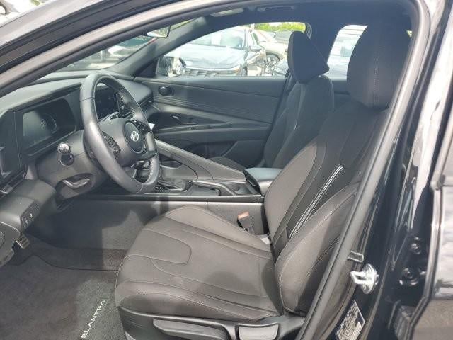 2025 Hyundai ELANTRA SEL Sport IVT