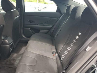 2025 Hyundai ELANTRA SEL Sport IVT