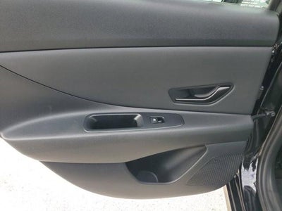 2025 Hyundai ELANTRA SEL Sport IVT