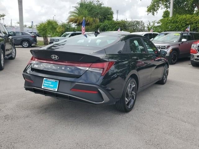 2025 Hyundai ELANTRA SEL Sport IVT