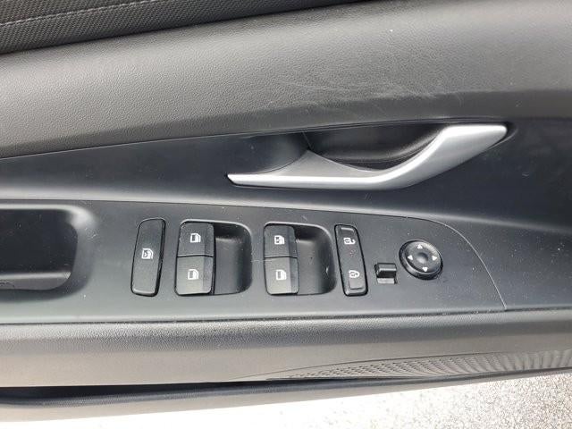 2024 Hyundai ELANTRA SEL IVT