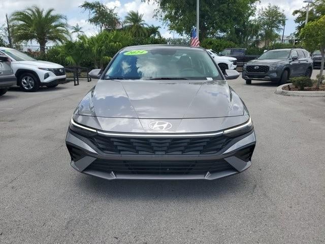 2024 Hyundai ELANTRA SEL IVT