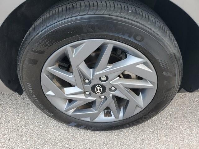 2024 Hyundai ELANTRA SEL IVT