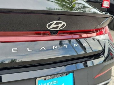 2025 Hyundai ELANTRA SEL Sport IVT