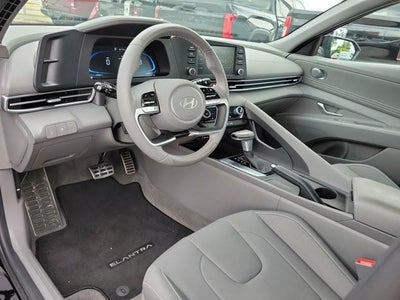 2025 Hyundai ELANTRA SEL Sport IVT