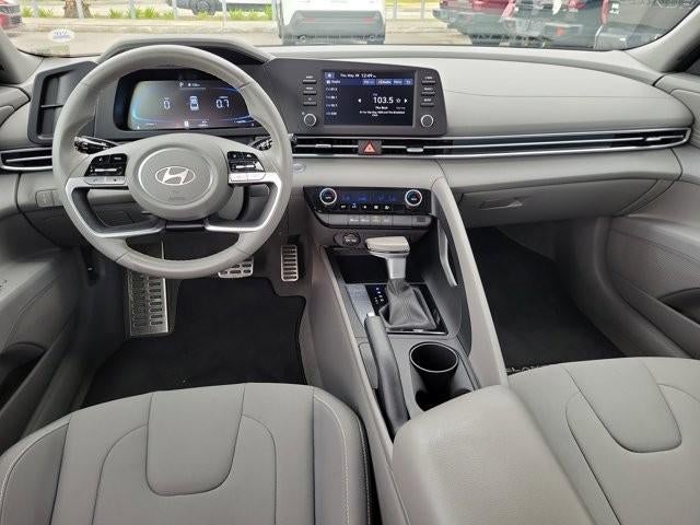 2025 Hyundai ELANTRA SEL Sport IVT