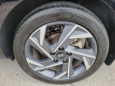 2025 Hyundai ELANTRA SEL Sport IVT