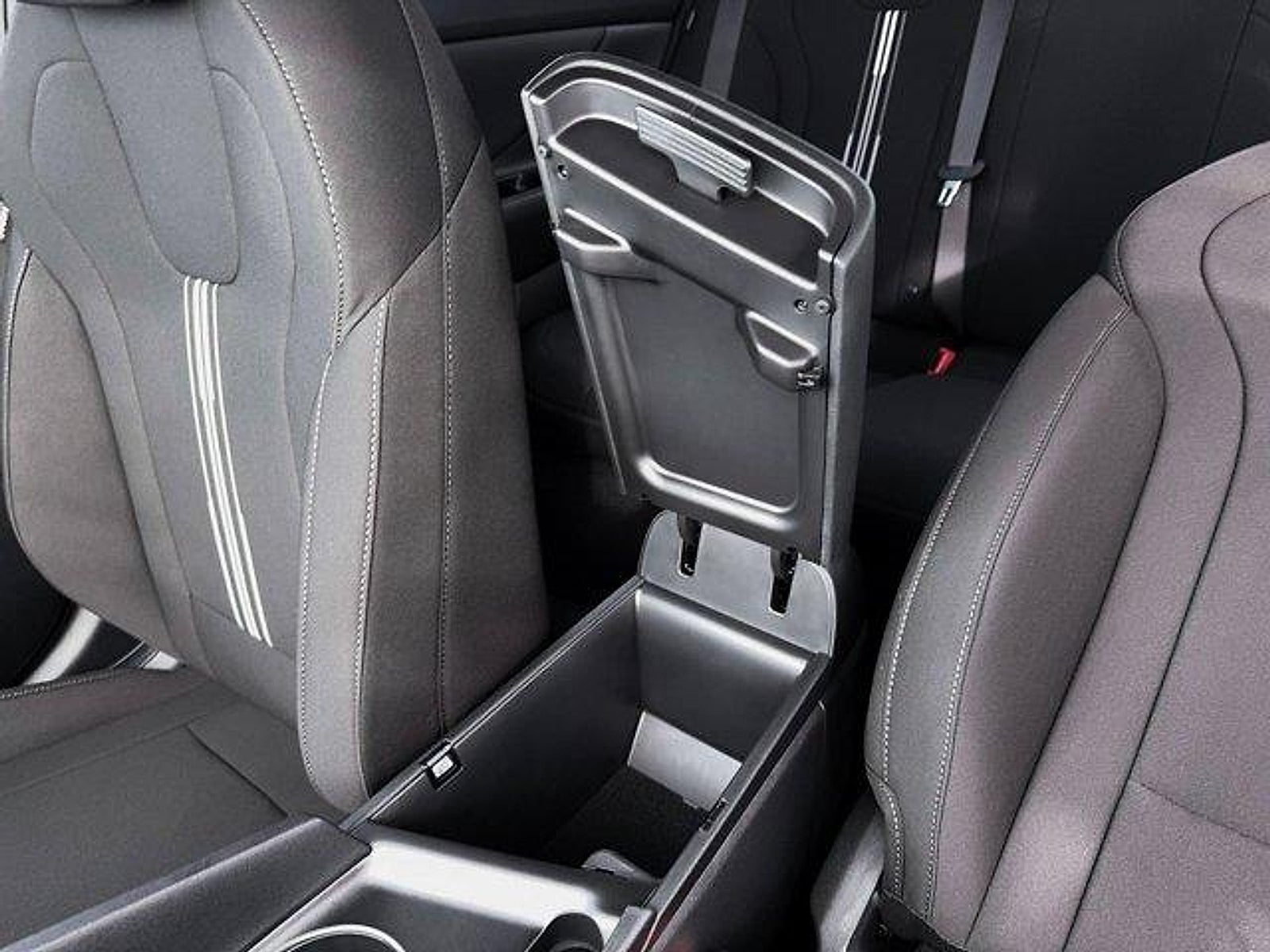2026 Hyundai ELANTRA SELSPORT