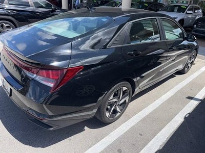 2023 Hyundai ELANTRA SEL IVT