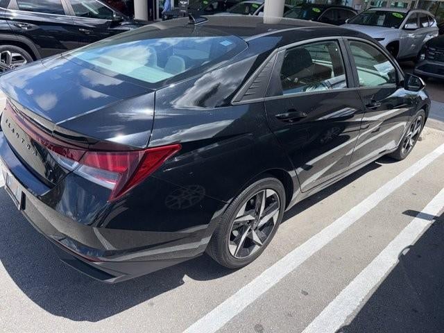 2023 Hyundai ELANTRA SEL IVT