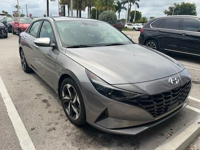 2023 Hyundai ELANTRA SEL IVT