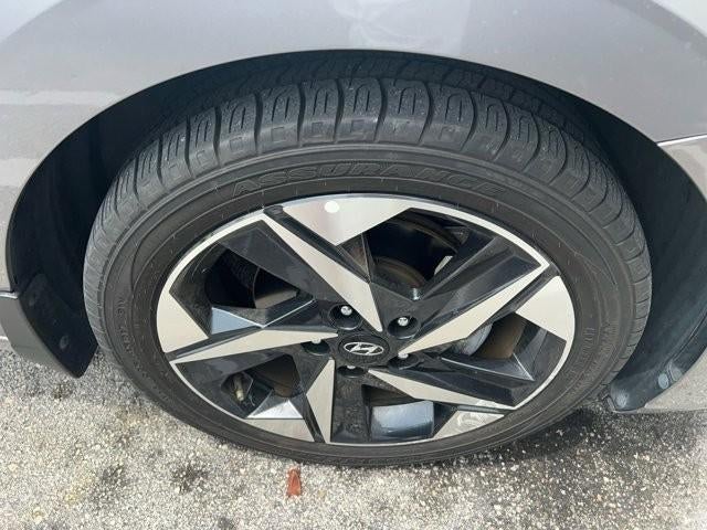 2023 Hyundai ELANTRA SEL IVT