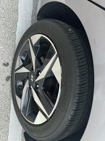 2023 Hyundai ELANTRA SEL IVT