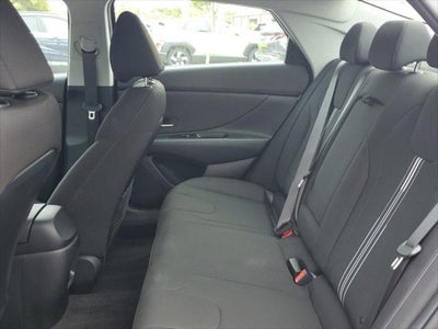 2025 Hyundai ELANTRA SEL Convenience