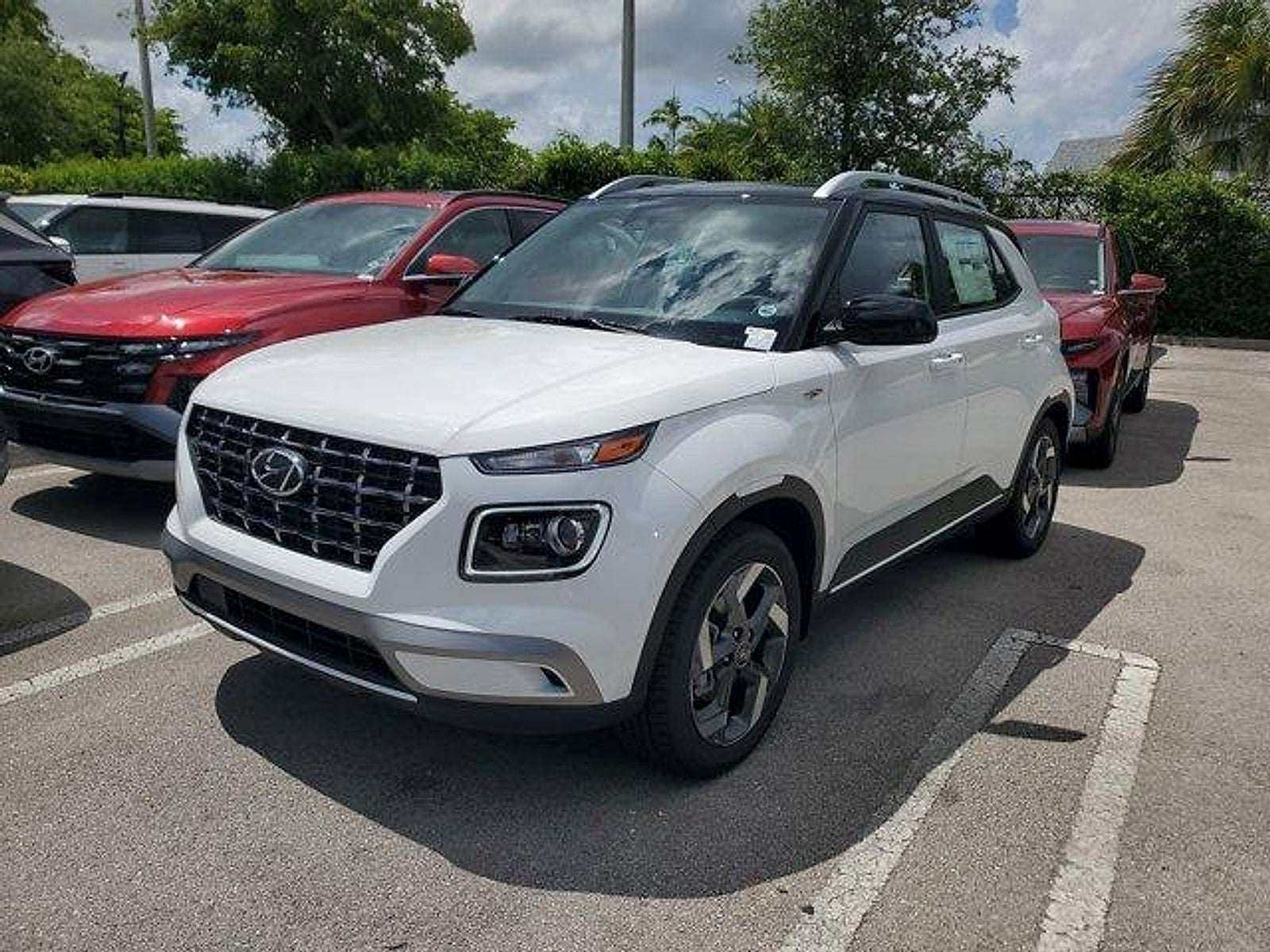 2025 Hyundai VENUE Limited