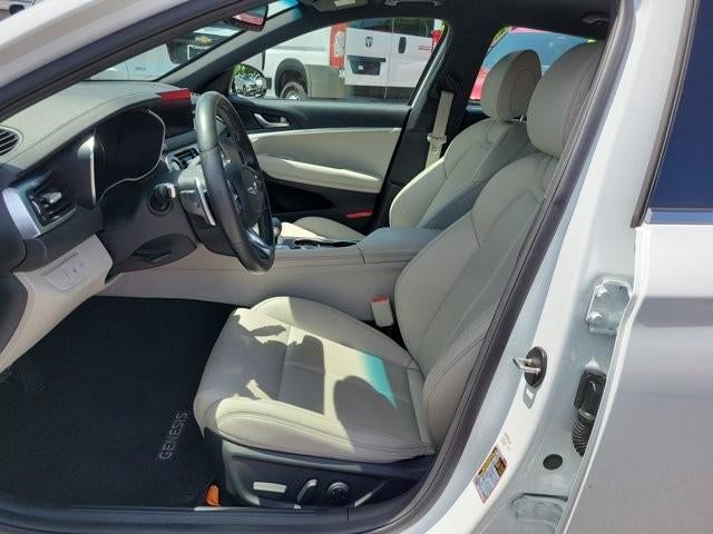 2023 Genesis G70 2.0T RWD