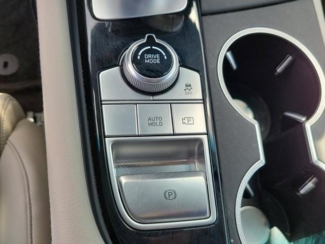 2023 Genesis G70 2.0T RWD