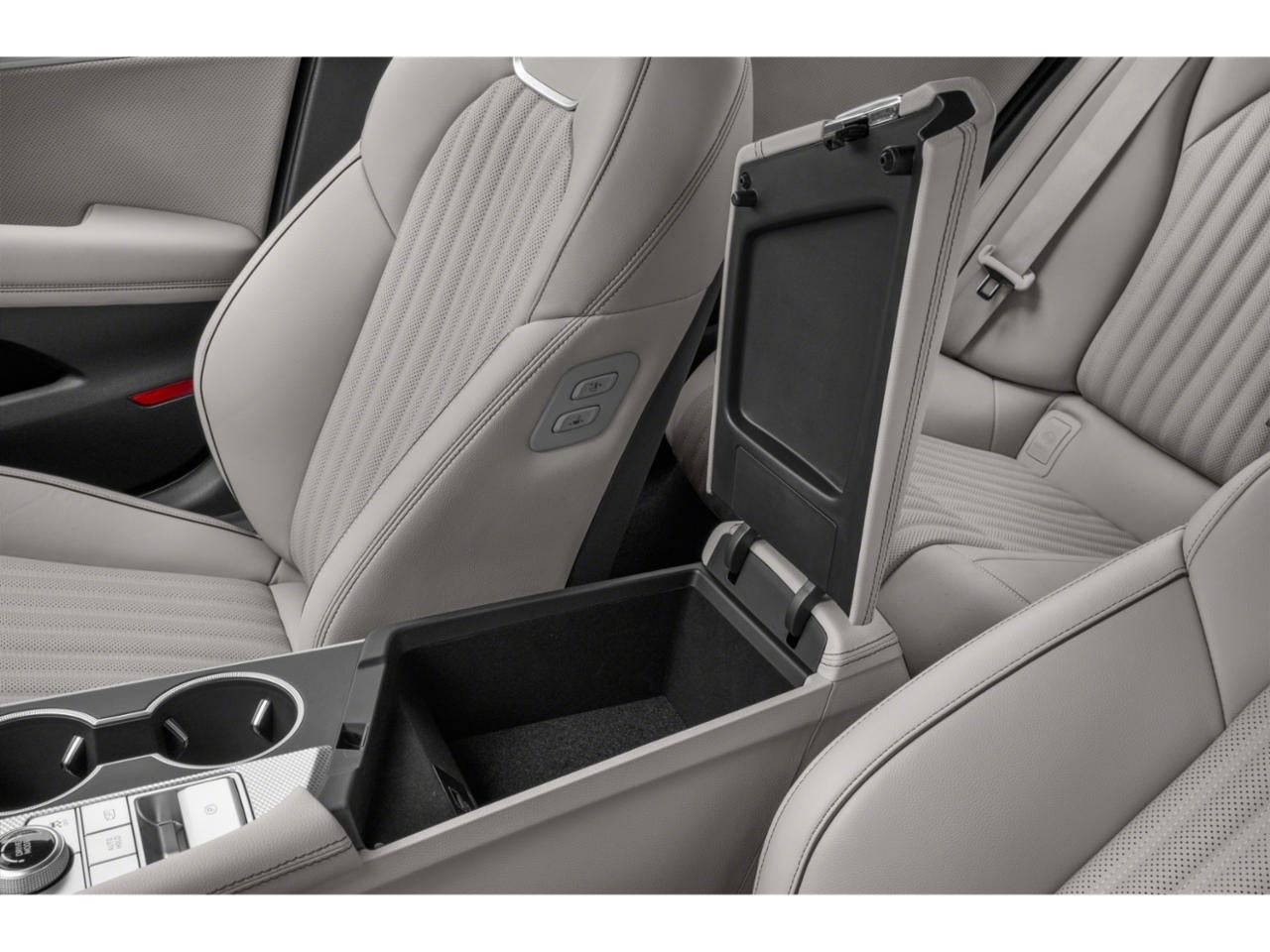 2023 Genesis G70 3.3T RWD