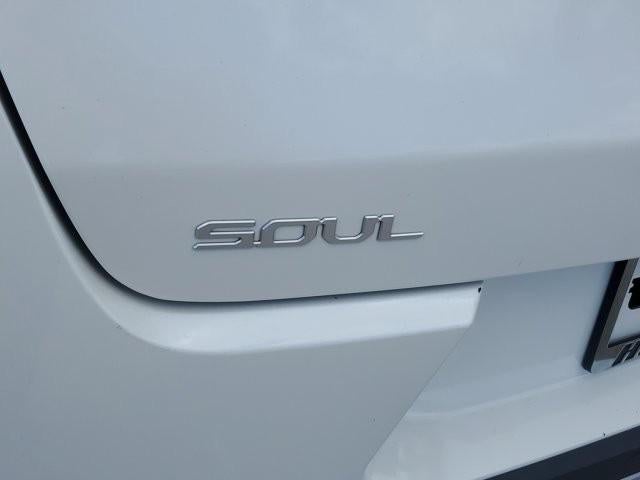 2024 Kia Soul LX IVT