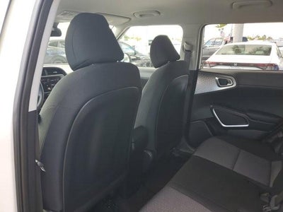 2024 Kia Soul LX IVT