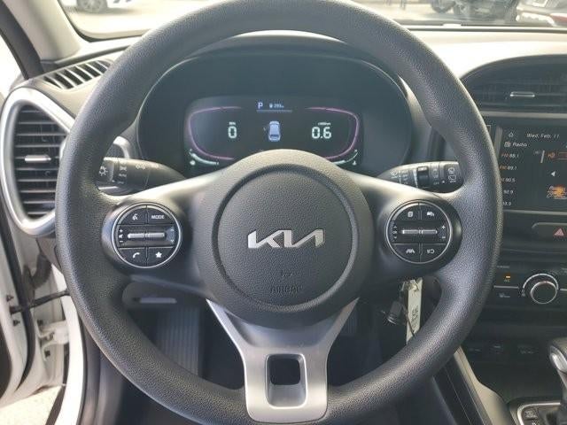2024 Kia Soul LX IVT