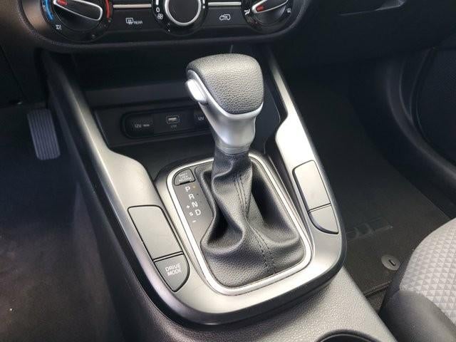 2024 Kia Soul LX IVT