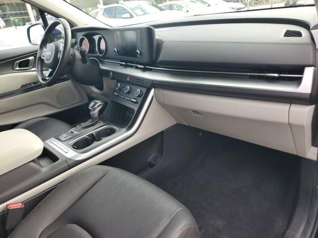 2024 Kia Carnival LX FWD