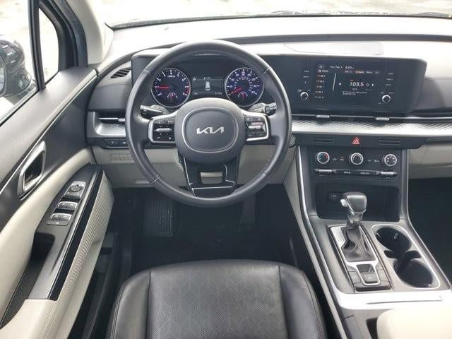 2024 Kia Carnival LX FWD