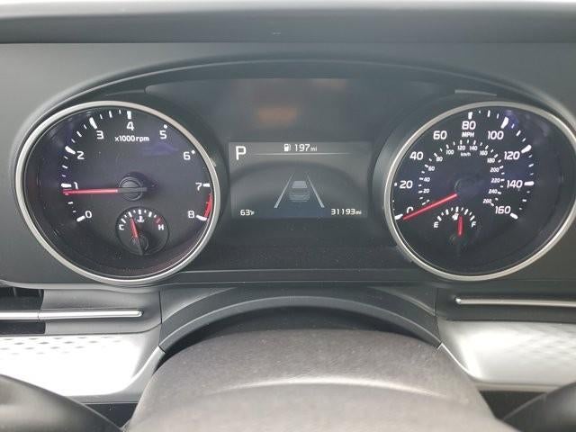 2024 Kia Carnival LX FWD