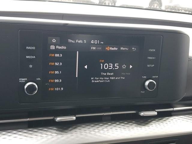 2024 Kia Carnival LX FWD