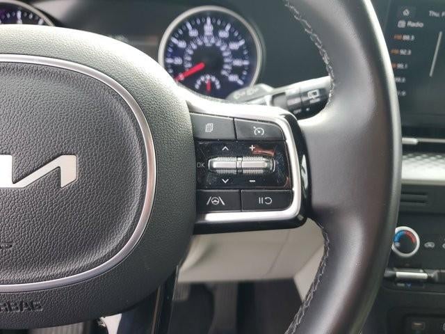 2024 Kia Carnival LX FWD