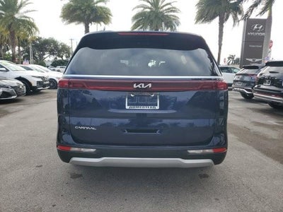 2024 Kia Carnival LX FWD