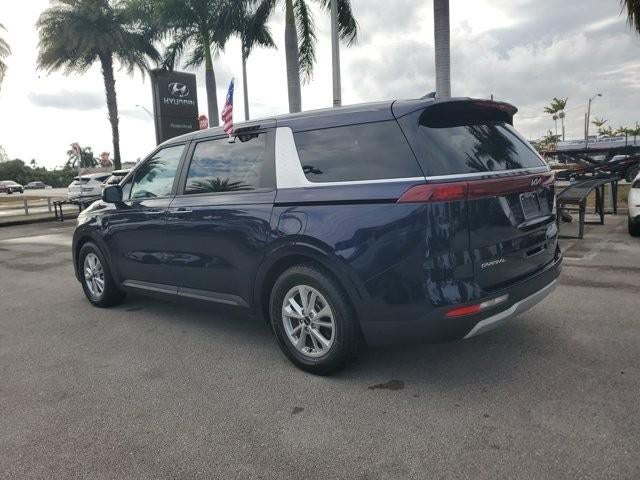 2024 Kia Carnival LX FWD