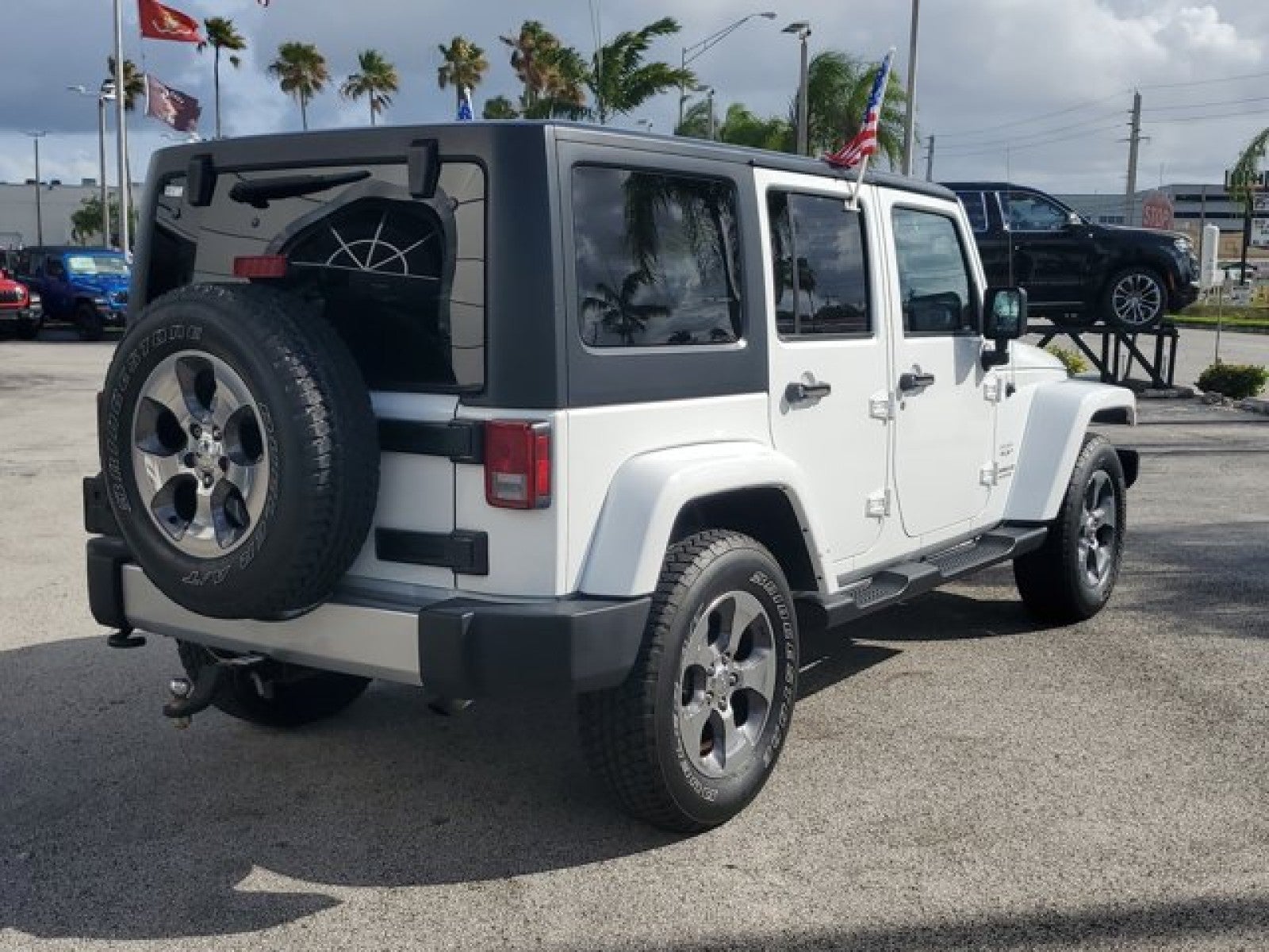 2016 Jeep Wrangler Unlimited Sahara