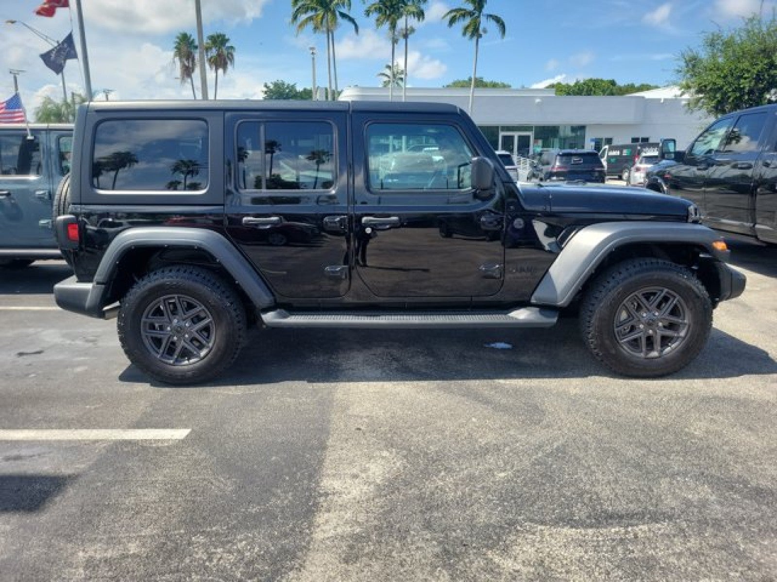 2024 Jeep Wrangler Sport