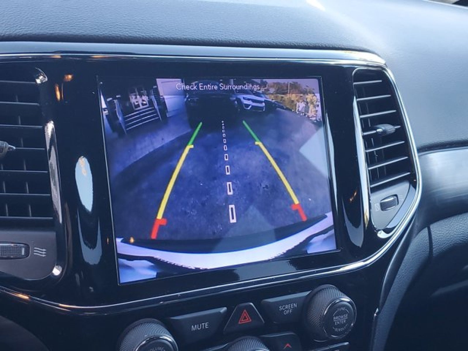 2019 Jeep Grand Cherokee Altitude