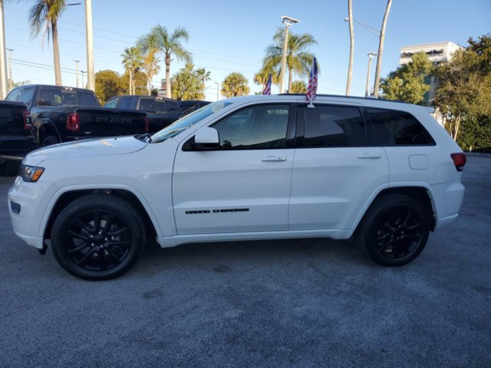 2019 Jeep Grand Cherokee Altitude
