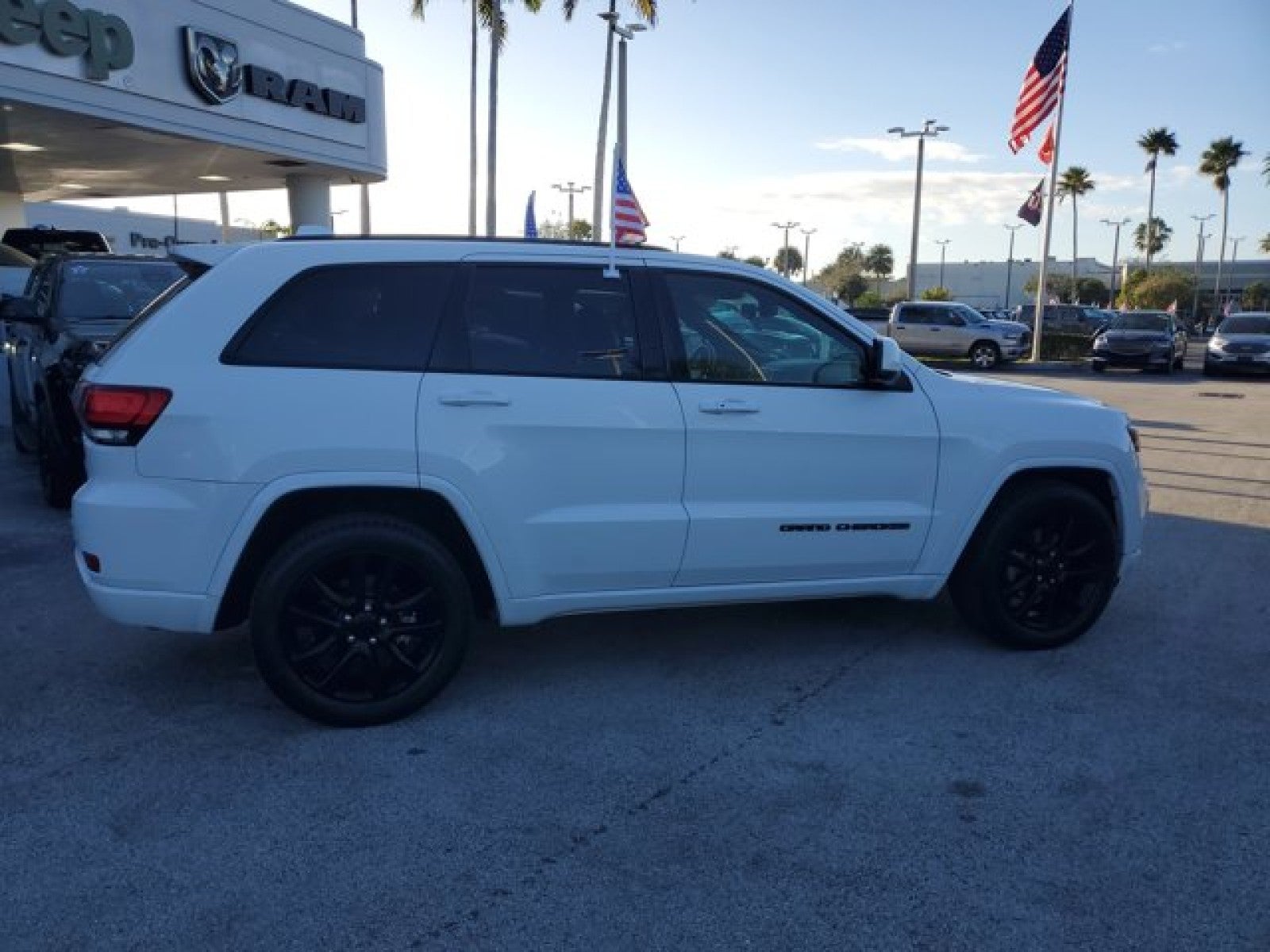 2019 Jeep Grand Cherokee Altitude