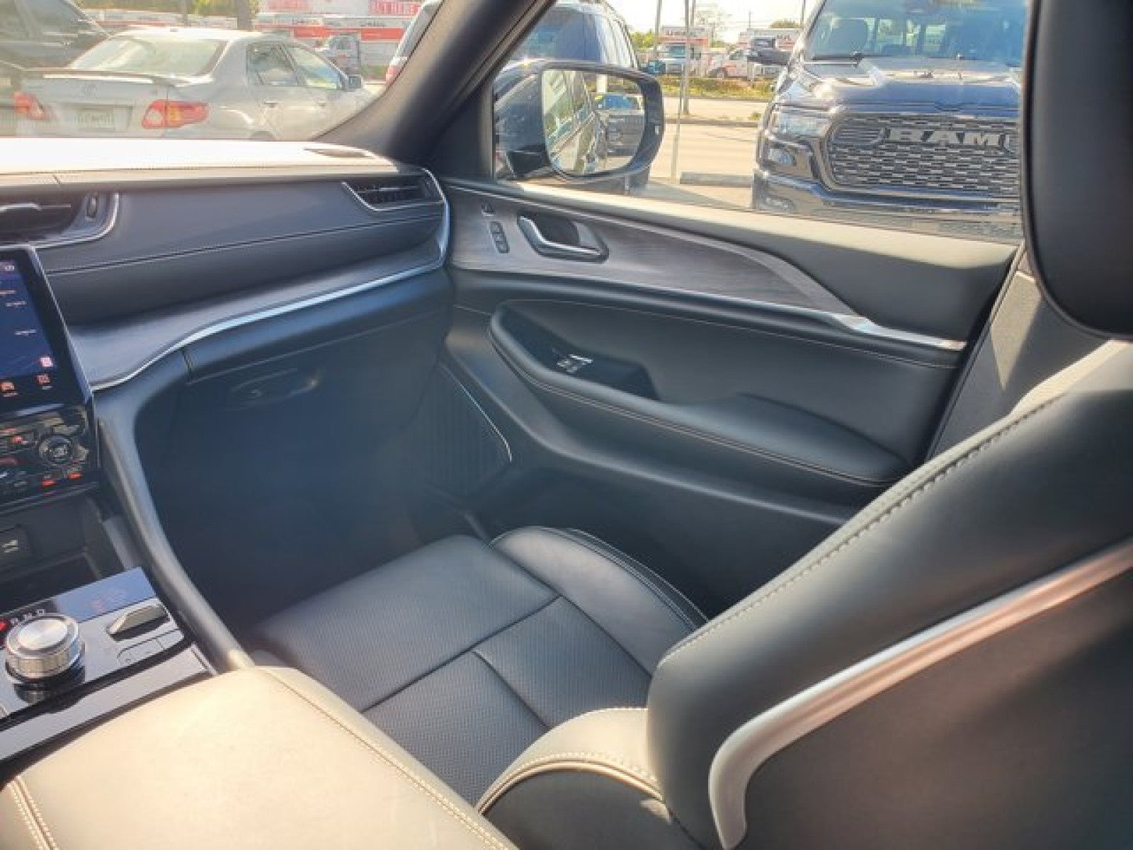 2025 Jeep Grand Cherokee Overland