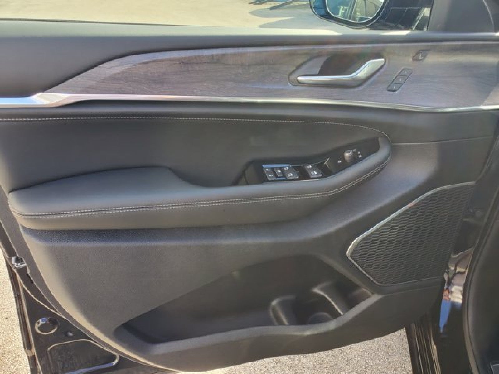 2025 Jeep Grand Cherokee Overland