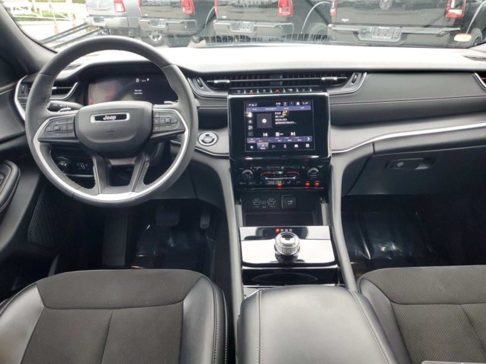 2023 Jeep Grand Cherokee L Altitude