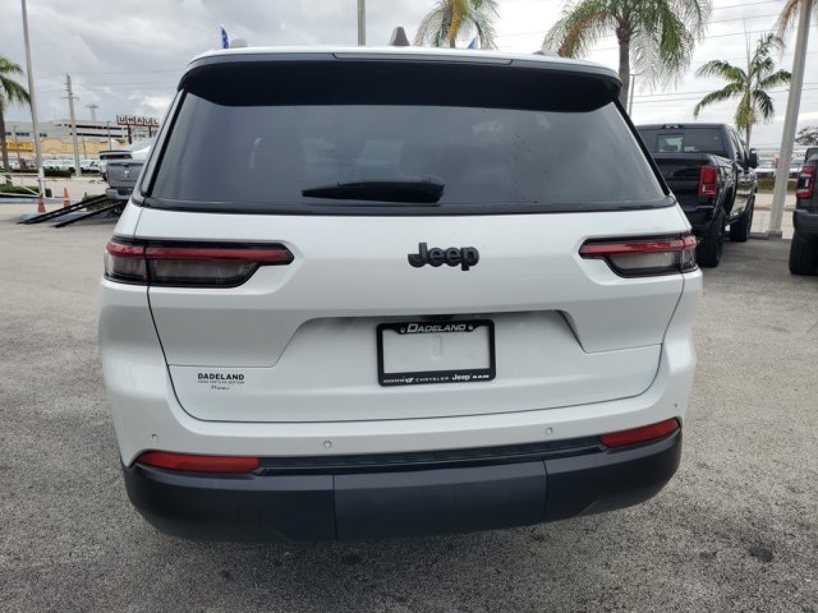 2023 Jeep Grand Cherokee L Altitude