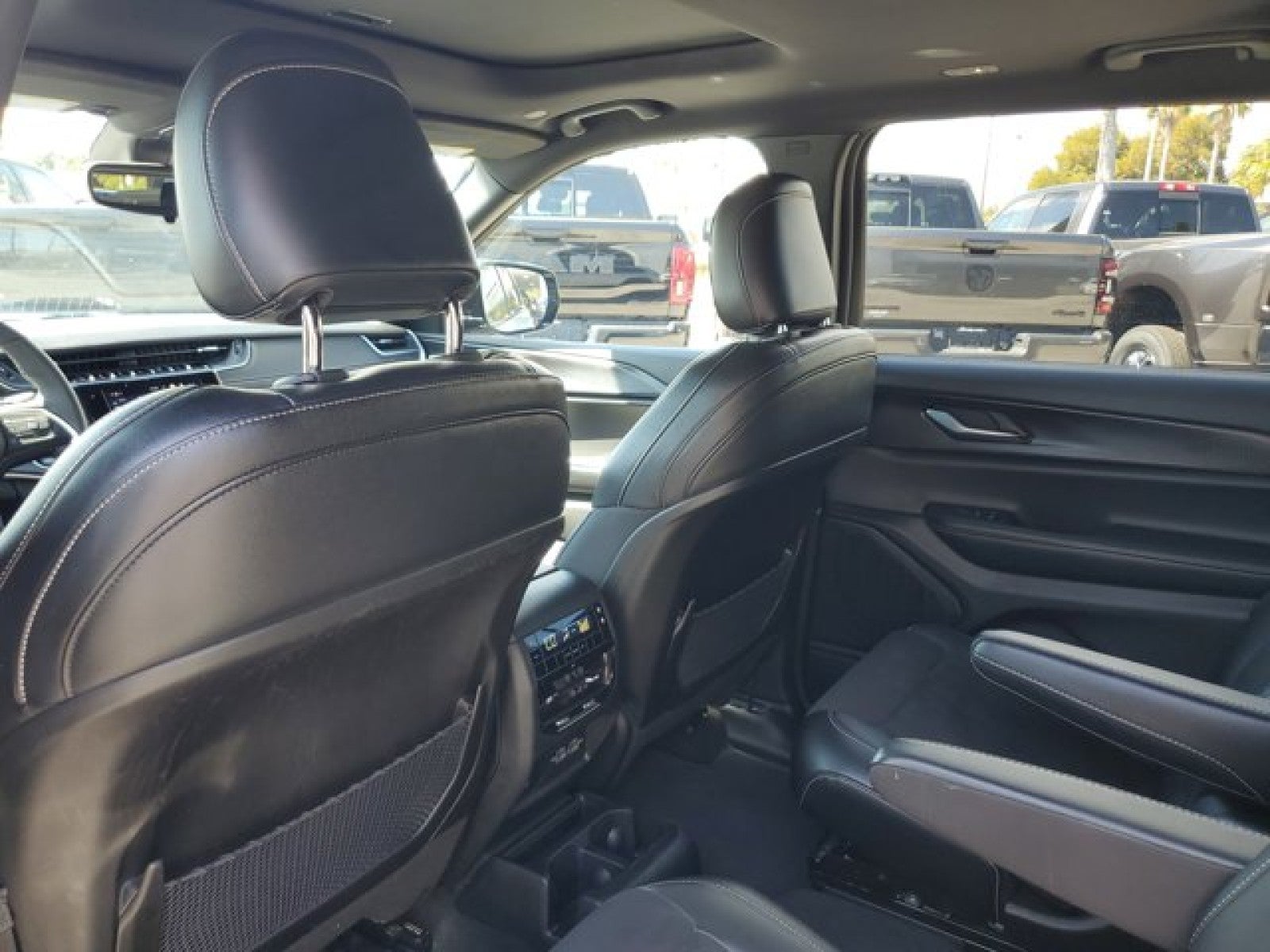 2023 Jeep Grand Cherokee L Altitude X