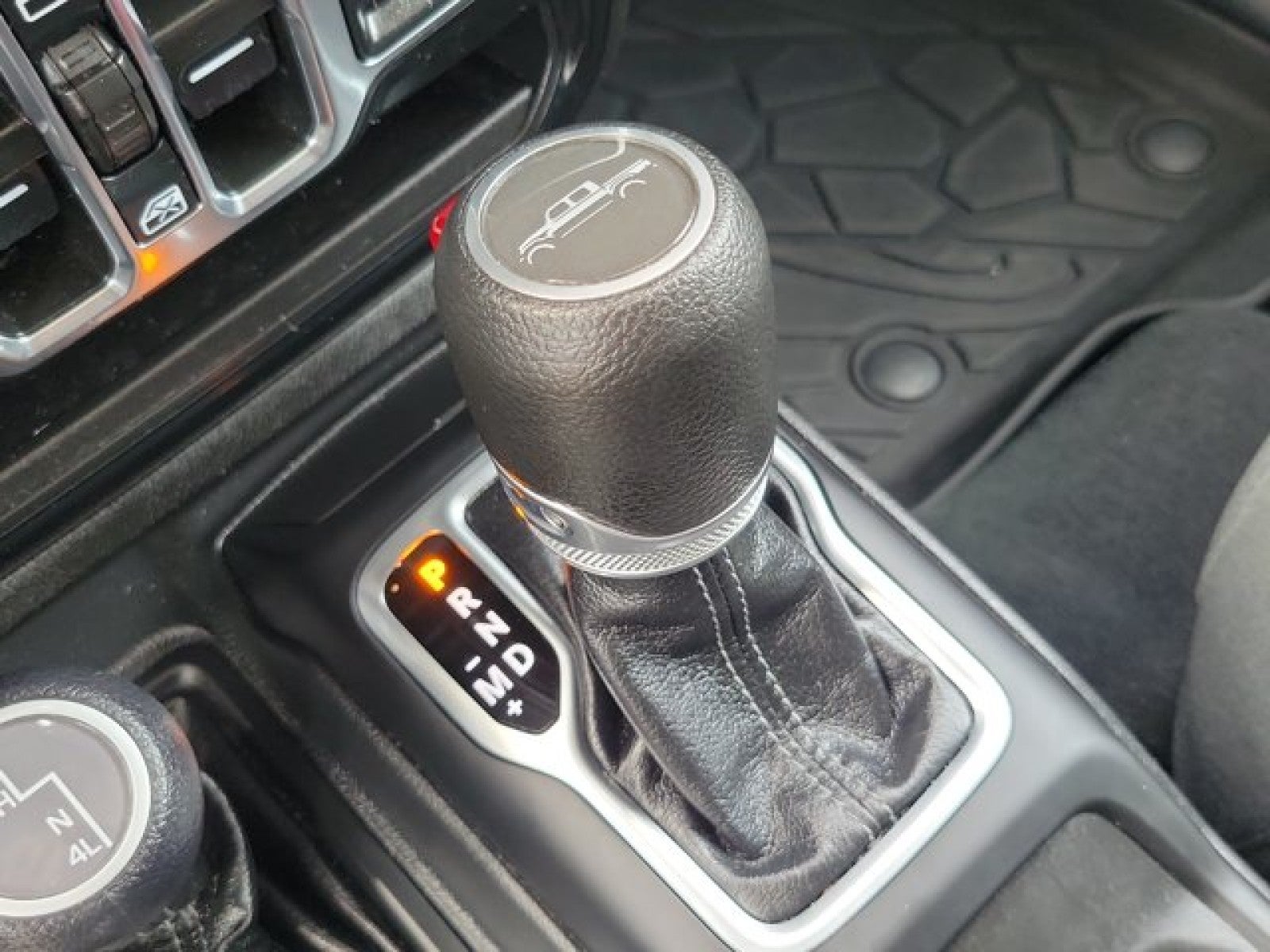 2024 Jeep Gladiator Sport S
