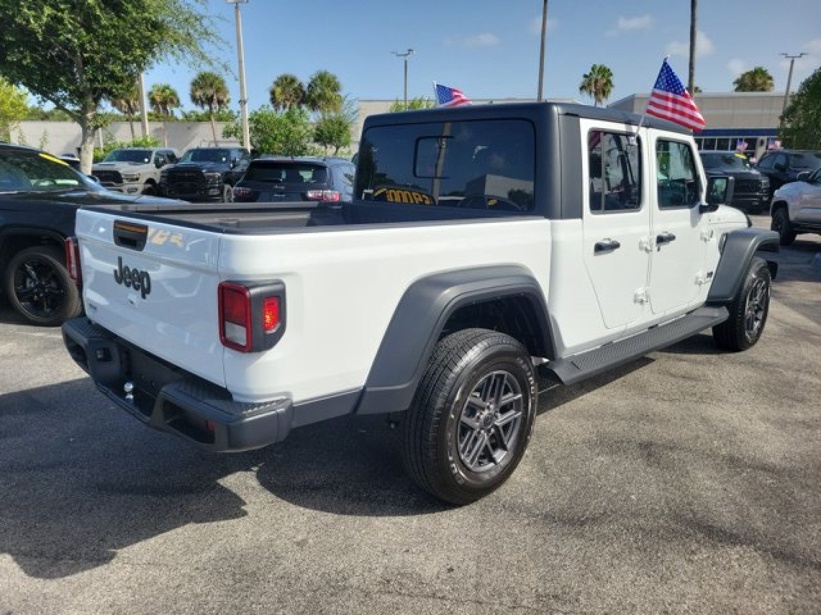 2025 Jeep Gladiator Sport S