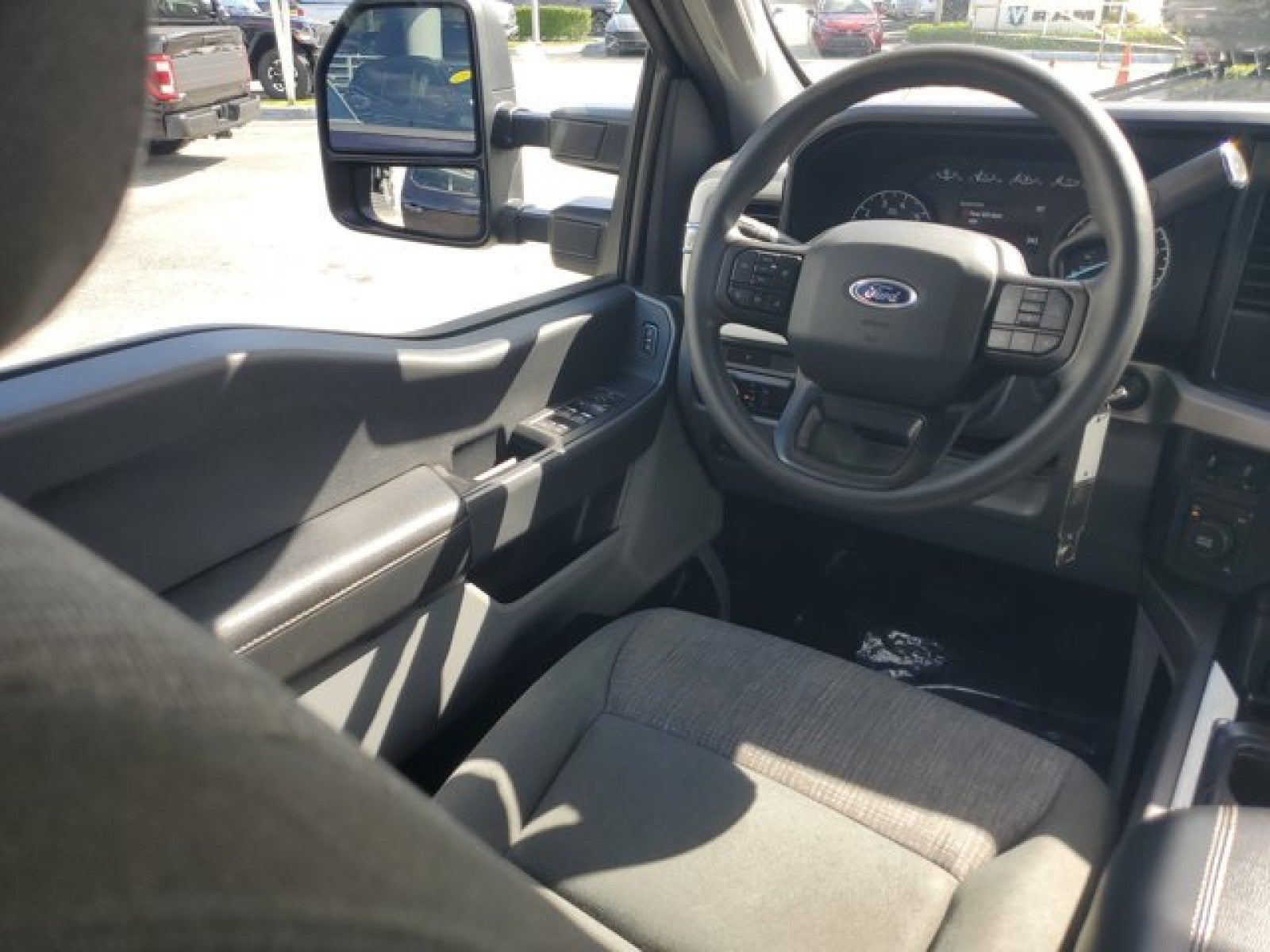 2023 Ford Super Duty F-350 DRW XLT