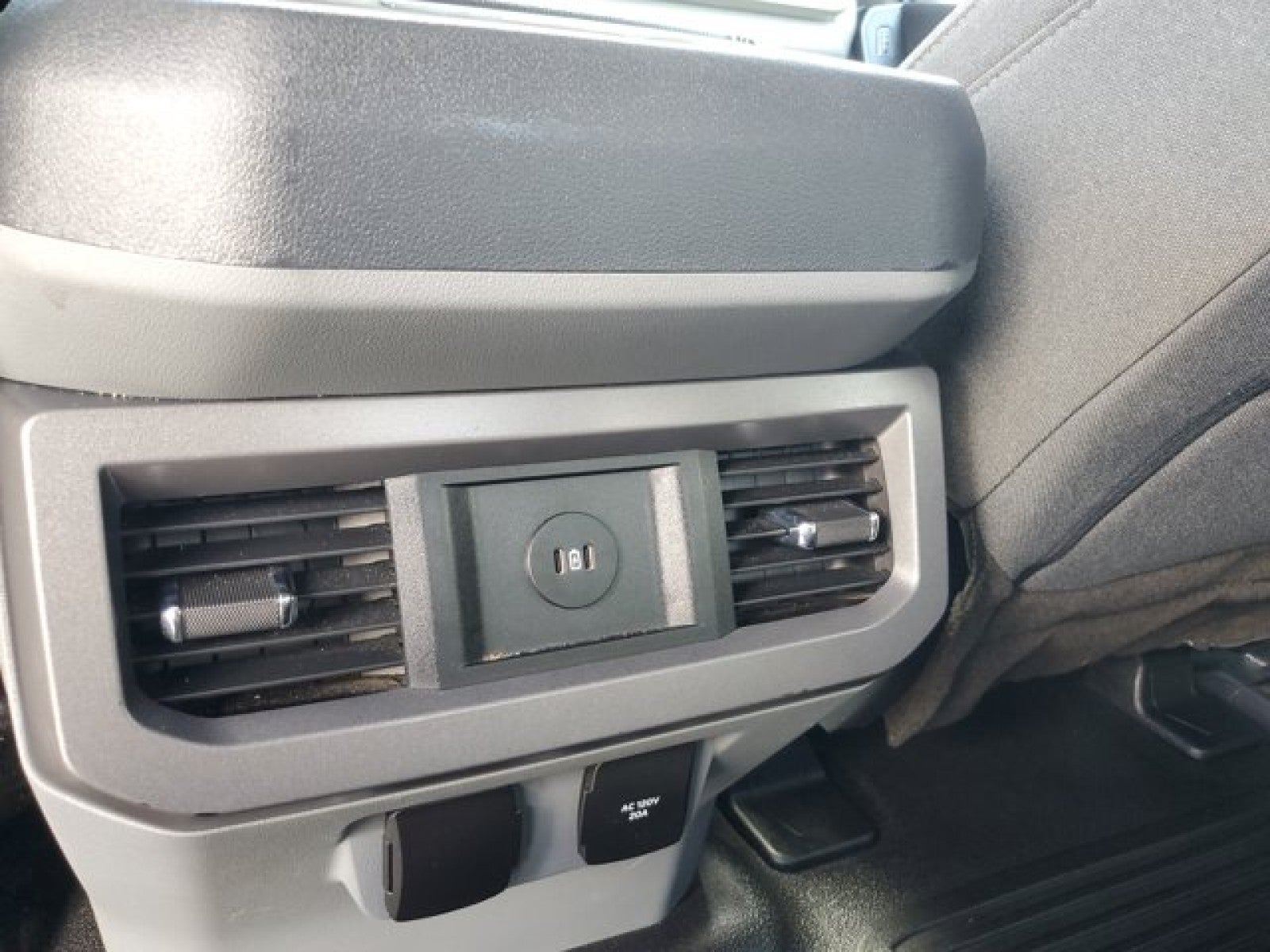 2023 Ford Super Duty F-350 DRW XLT